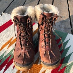 EUC! Merrell Tremblant Mid-Calf Boots US Women’s 9